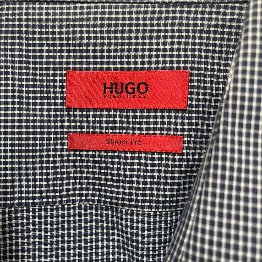 Hugo boss button down - Picture 4 of 7